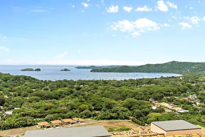 Image de Escape to paradise in this stunning 3 bedroom condo E301 with breathtaking overlooking the bay