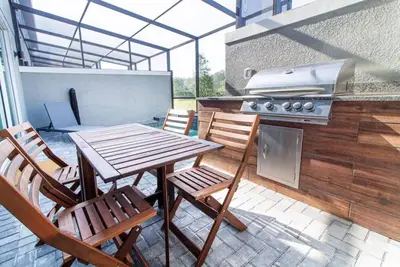 Image de Paradise Escape 4bd Home with Pool and Bbq and Near Disney