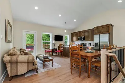 Image de Peaceful 2-Bedroom Family Cabin-Scenic Views & Great Amenities-Sleeps 6