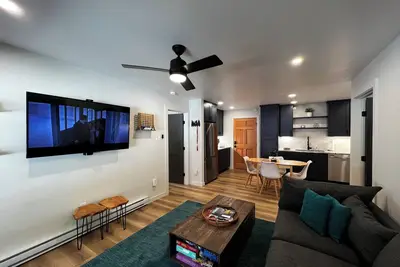Image de Experience comfort at Angel Haus 121, a cozy 2-bedroom condo in the heart of Purgatory Resort.