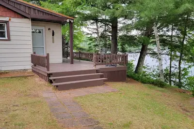 Image de Charming 2-bedroom  lakefront cabin in delightful Phillip, Wi