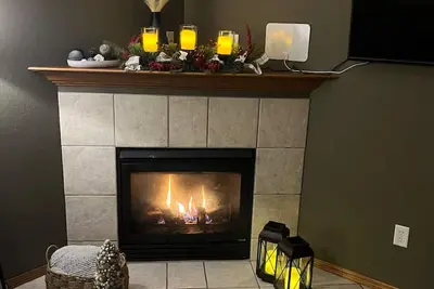 Image de Kid-friendly cozy 2-bedroom, 2. 5bath townhouse