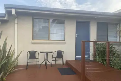 Image de Beachside 2 bedroom unit in small complex - directly opp the Port Sorrell Slsc