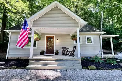 Image de Mill Haus~Pet Friendly~Hot Tub
