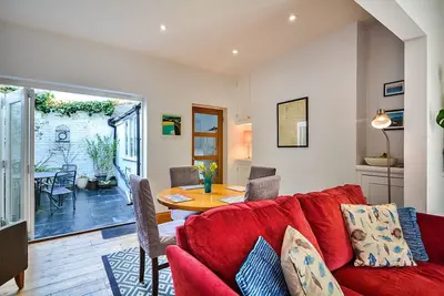 Image de Appartement Ă Pickering au bord de l'eau