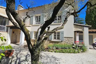 Image de Vaison centre ville Villa Calou avec piscine dans parc de 4000m2, vue magnifique