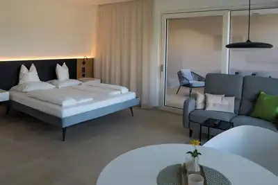 Image de Zilli Studio Apartments - The Living Room Garden - Tramin an der Weinstraße