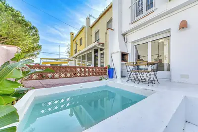 Image de Maison jumelée avec piscine pour location de vacances