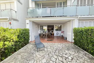 Image de Appartement cosy avec jardin et piscine proche de la plage