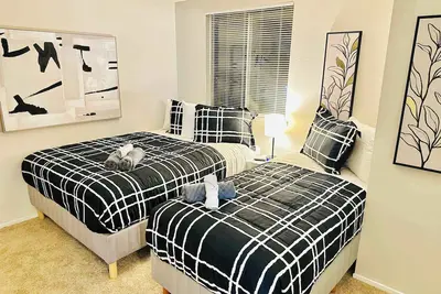 Image de 23 Minutes To Tesla, 9 Beds