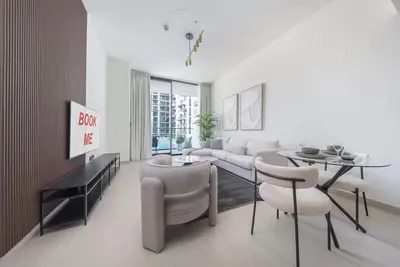 Image de Modern Jvc Apartment Sleeps 4 with Pool View
