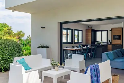 Image de Villa Giens Piscine Chauffee 4 Chambres Vue Mer