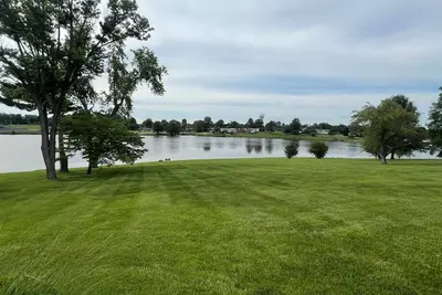 Image de Discount pricing for last summer weekend available! Lakeview 5-bedroom house