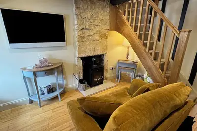 Image de Charming 2-bedroom cottage in fabulous Broadway with WiFi