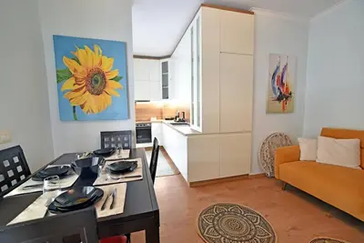 Image de Seaside retreat with stunning sea views – steps from the beach, pure relaxation.