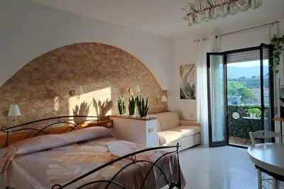Image de Openspace with fine finishes and high-standard amenities Bright and airy