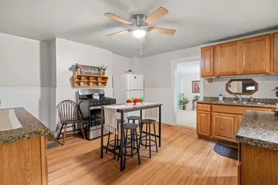 Image de Stylish Northside Hideaway – 3br/2ba Sleeps 8–10 Close to Oakmont & Downtown