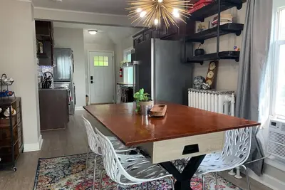 Image de Lake & Lift Bridge Views | Top Floor | Large Deck