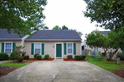 Image de Cheerful 2 bedroom 2bath townhouse (14hv)