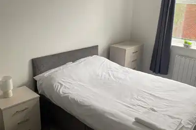 Central location 5 mins from all amenities