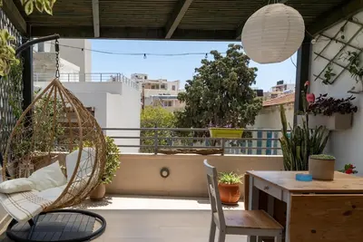 Image de Eclectic Urban Nest - Deux Chambres Appartement, Couchages 4