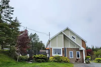 Image de Stunning home away from home with a pretty view of the ocean, close to Halifax,