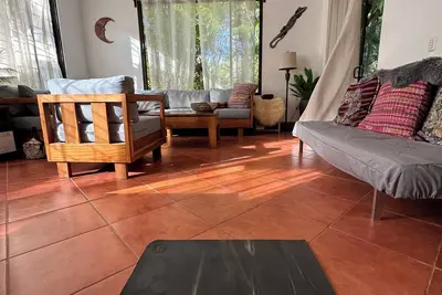Image de Tropical Beach Condo