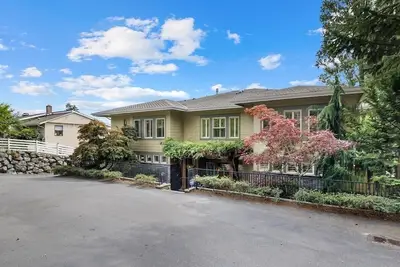 Image de Spacious 6-bedroom Luxury House with Lake Access Lynnwood, Washington