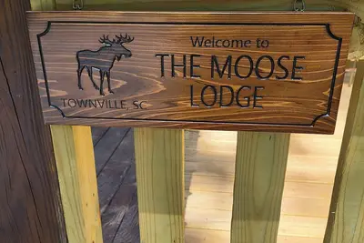 Image de The Moose Lodge is on Lake Hartwell in Townville Sc