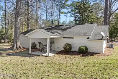 Image de Charming Hometown Cottage. Minutes from Downtown Laurel, Mississippi