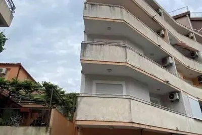 Image de One-bedroom Apartment, One Step From The Sea