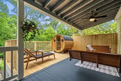 Image de The Gathering: Spacious 5br Escape w/ Sauna, Fire Pit & Fun for All Ages