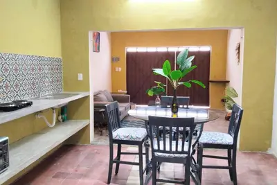 Image de Cozy house 10 blocks from Merida's main square.