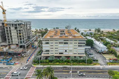 Image de Recently renovated 2 bd 2 bth condo on the beach in Pompano