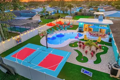 Clearwater Dream! Singles Pickleball, Heated Pool