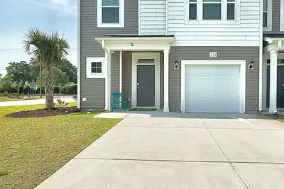 Image de New Putt Chip&Chill 3BRTownhouse Nmb SportsComplex