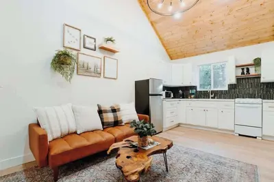 Image de Packwood's Tolmie Suite