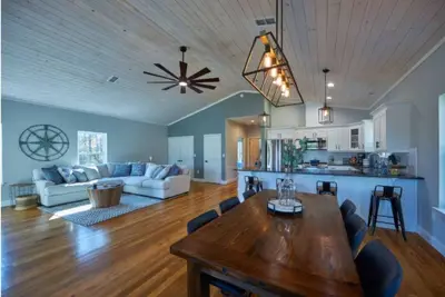 Image de Crane's Landing: Riverfront Property w/ Private Dock