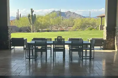 Image de Event-Friendly! ! \nBlack Mountain View +Full Guest House +Huge Outdoor Event Space