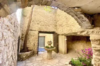 Image de La Mistraline, Fantastic Village House in the heart of Provence, 2 Bdrms 2 Baths