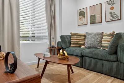 Image de Downtown Dallas, Oak Lawn, Medical District, 2 Bed stylish free parking & Pool