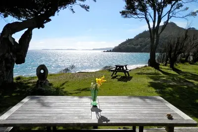 Image de Kuaotunu Beachfront - prime location for a great holiday!