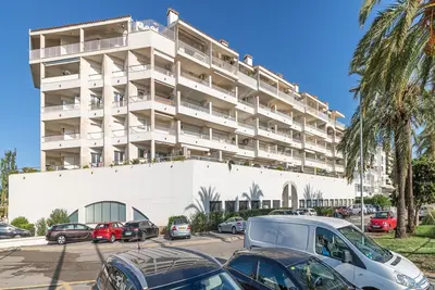 Image de Appartement à Empuriabrava avec vue sur le canal