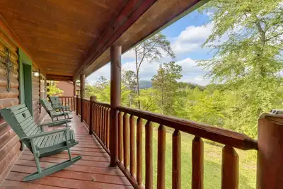 Image de Dollywood Area Cabin: Perfect for Families & Views