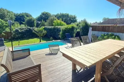 Image de Maison avec Piscine Chauffée Soulac 4ch proche Océan