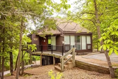 Image de Treetop Village102-3Bed/3Bath/Pools/Dock/Pickleball/Fitness Center-6-8pp-Four Seasons Area