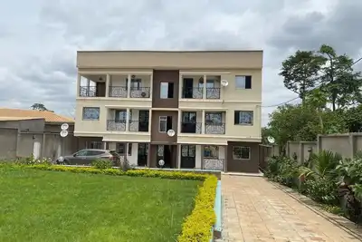 Image de Charmant appartement de 2 chambres avec WiFi et Jardin à Odza Borne 12, Yaoundé