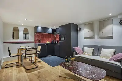 Image de Charmant Appartement Faubourg St Honoré Madeleine