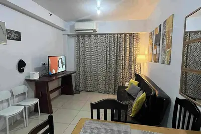Image de 2 Bedroom Condo Nearby Mall of Asia and Airport. Pasay