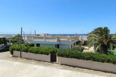 Image de Isola di Chiara, by Apulia home